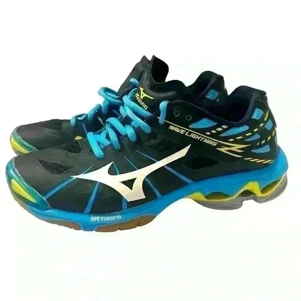 Mizuno Wave Lightning Volleyball Shoes Black Yellow Silver size 6 used condition